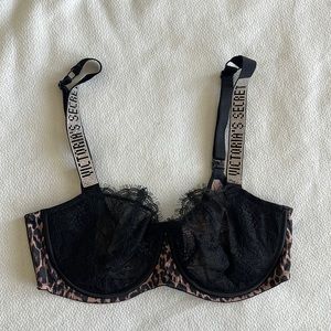 Victoria’s Secret VS Very Sexy Rhinestone strap leopard print black lace bra